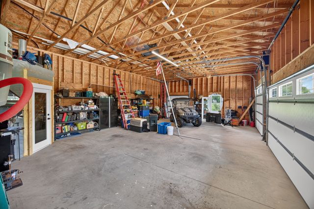 3358 Plateau Rd, Crossville, TN 38571