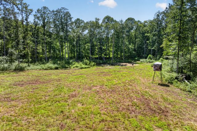 3358 Plateau Rd, Crossville, TN 38571
