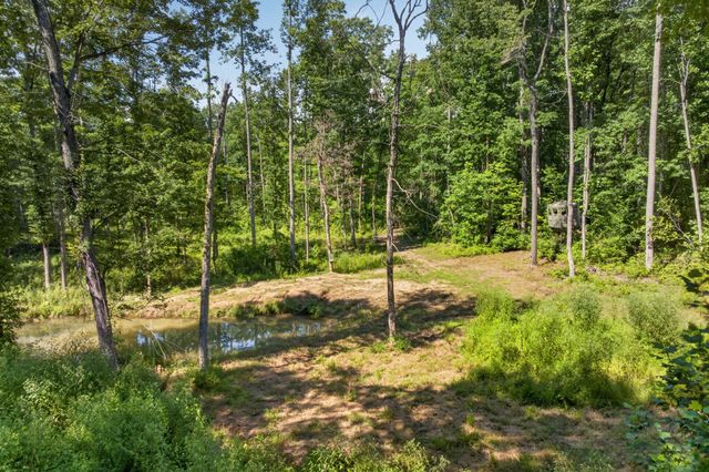 3358 Plateau Rd, Crossville, TN 38571
