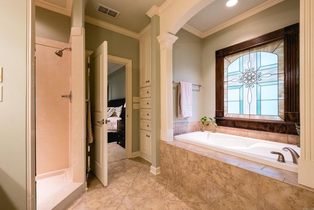 11 Wellington Parish Cove, Little Rock, AR 72211