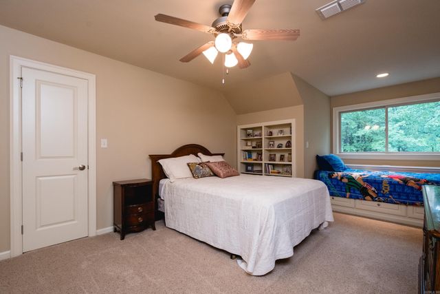 11 Wellington Parish Cove, Little Rock, AR 72211