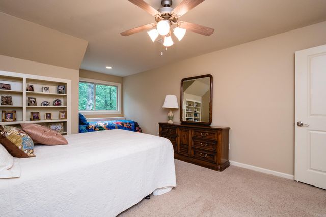 11 Wellington Parish Cove, Little Rock, AR 72211