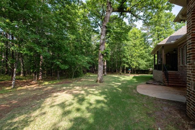 11 Wellington Parish Cove, Little Rock, AR 72211