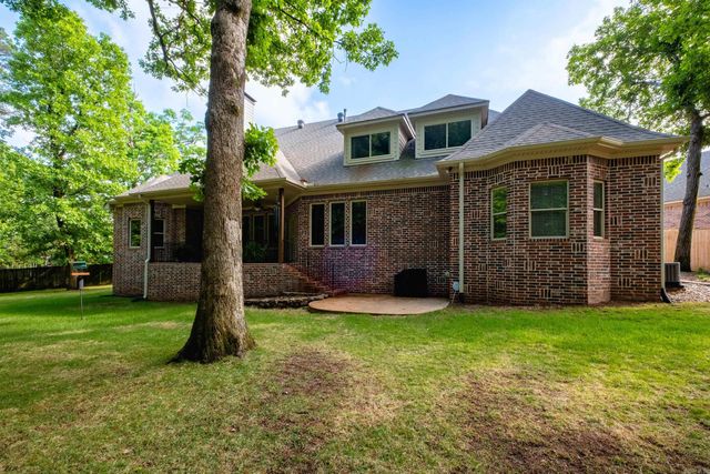 11 Wellington Parish Cove, Little Rock, AR 72211