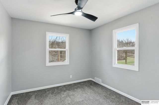 1424 O Street, Omaha, NE 68107