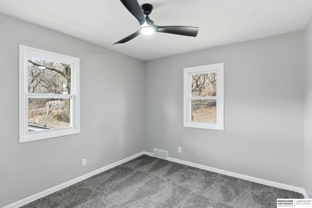 1424 O Street, Omaha, NE 68107