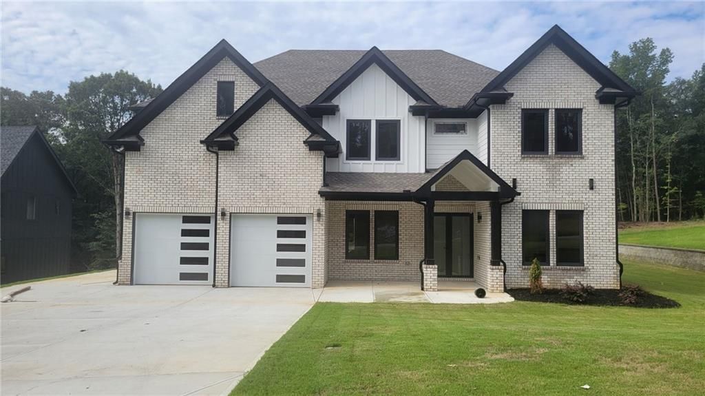 83 Deer Canyon Dr, Auburn, GA 30011
