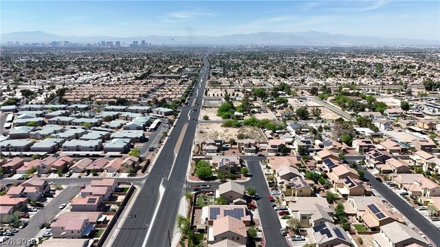 6277 Cyclone Avenue, Las Vegas, NV 89110