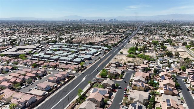 6277 Cyclone Avenue, Las Vegas, NV 89110