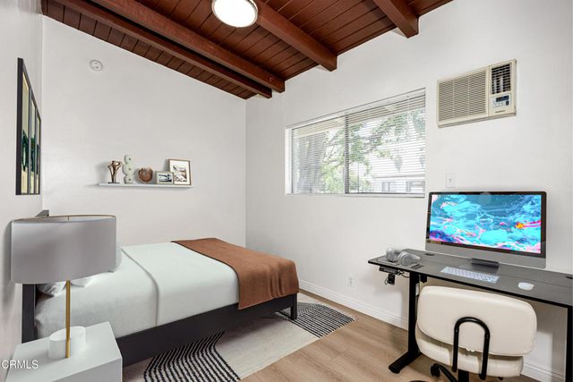 3620 S Budlong Avenue, Los Angeles, CA 90007