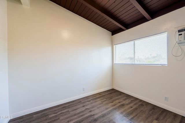3620 S Budlong Avenue, Los Angeles, CA 90007