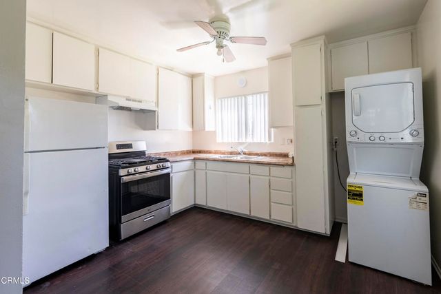 3620 S Budlong Avenue, Los Angeles, CA 90007