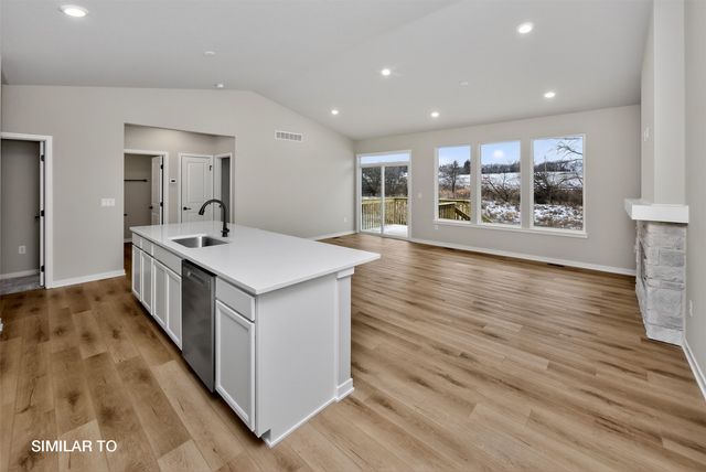 8137 Buckley Street, Johnston, IA 50131