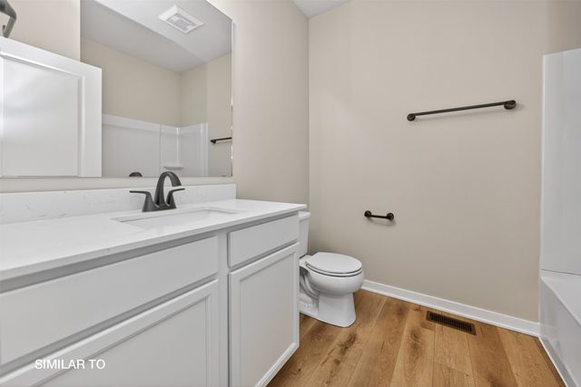 8137 Buckley Street, Johnston, IA 50131