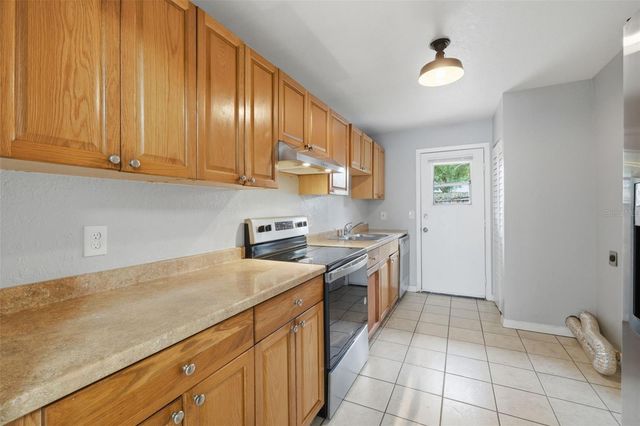 220 CHEROKEE COURT 104, Altamonte Springs, FL 32701