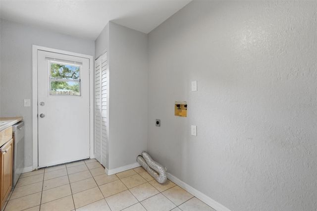 220 CHEROKEE COURT 104, Altamonte Springs, FL 32701