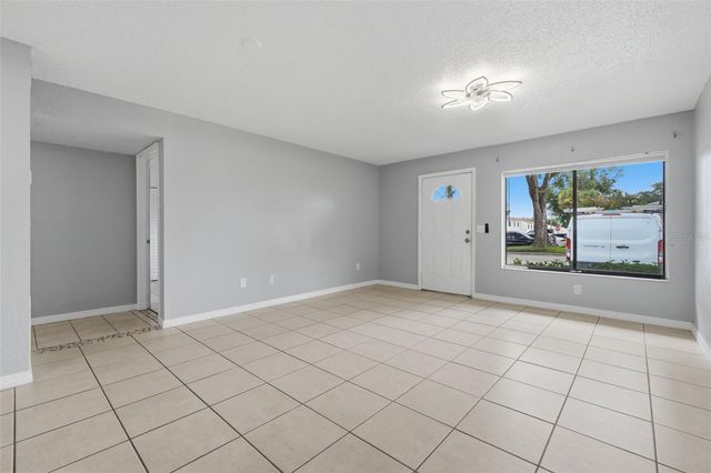 220 CHEROKEE COURT 104, Altamonte Springs, FL 32701