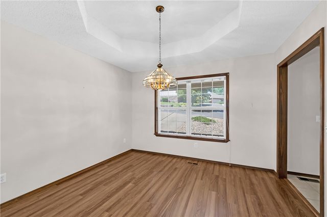 8 Cheviot Lane, Bella Vista, AR 72715