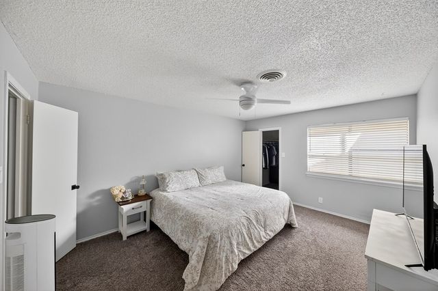 1202 W Scharbauer Dr, Midland, TX 79705