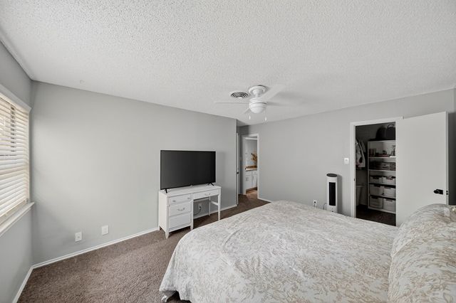 1202 W Scharbauer Dr, Midland, TX 79705