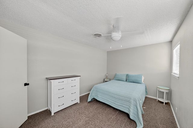 1202 W Scharbauer Dr, Midland, TX 79705