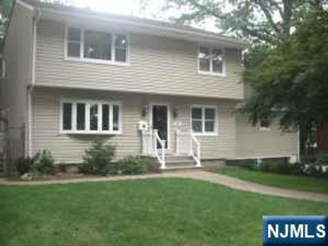 47 COOPER Street, Bergenfield, NJ 07621