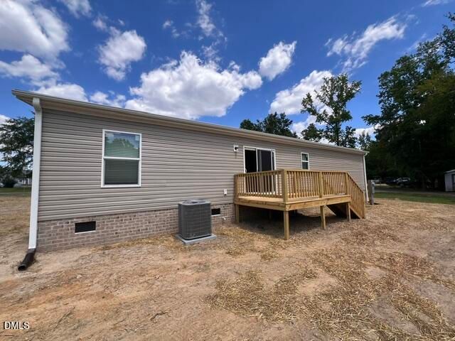 102 Endridge Lane, Wilsons Mills, NC 27527