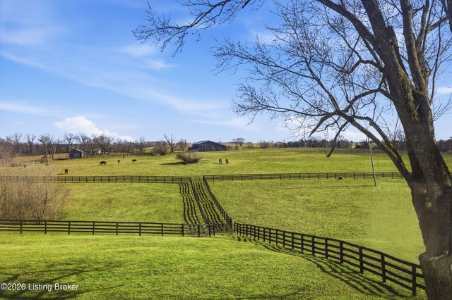 134 Shepherd Ln, Cynthiana, KY 41031