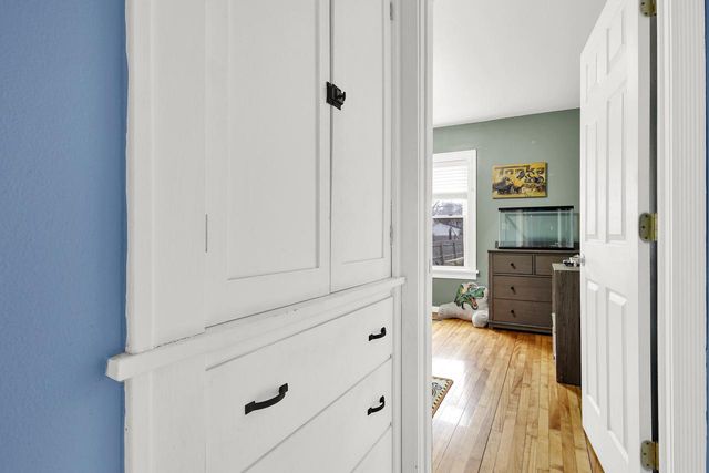 1013 Pearl STREET, Waukesha, WI 53186