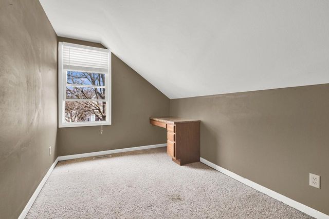 1013 Pearl STREET, Waukesha, WI 53186