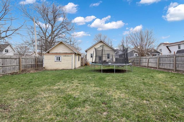 1013 Pearl STREET, Waukesha, WI 53186