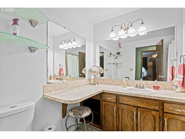 9505 Nw 21ST Ave, Vancouver, WA 98665