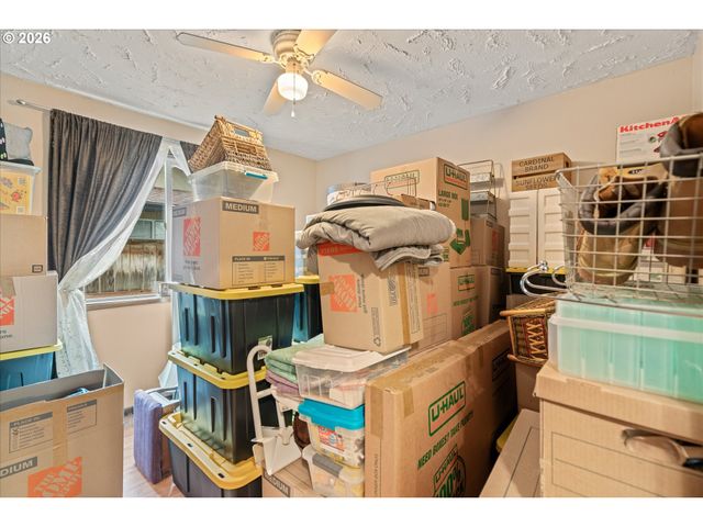 9505 Nw 21ST Ave, Vancouver, WA 98665