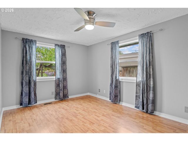 9505 Nw 21ST Ave, Vancouver, WA 98665