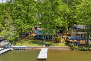 621 Crossland Creek Court, Tamassee, SC 29686