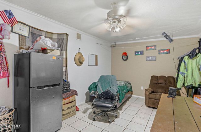 1530 Common Drive 2, El Paso, TX 79936