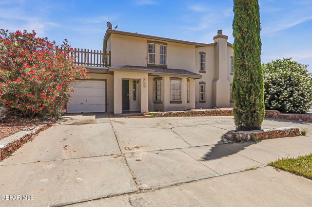 1530 Common Drive 2, El Paso, TX 79936