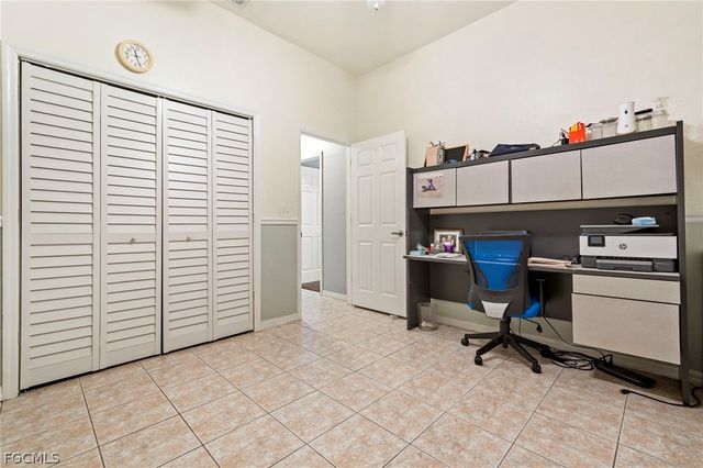 2724 3rd ST SW, Lehigh Acres, FL 33976