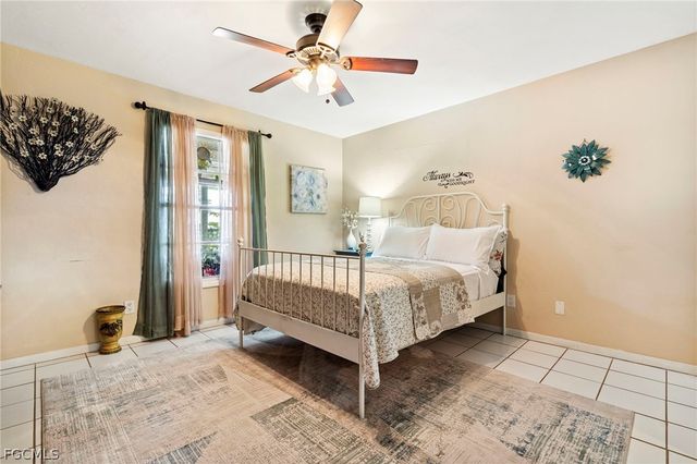 2724 3rd ST SW, Lehigh Acres, FL 33976