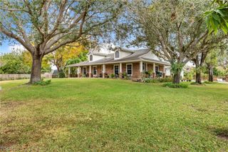 2724 3rd ST SW, Lehigh Acres, FL 33976