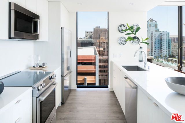 801 S OLIVE Street PH 8, Los Angeles, CA 90014