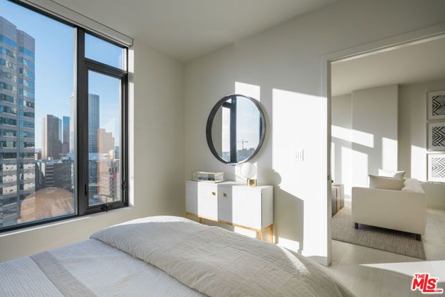 801 S OLIVE Street PH 8, Los Angeles, CA 90014
