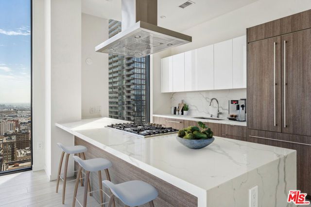 801 S OLIVE Street PH 8, Los Angeles, CA 90014