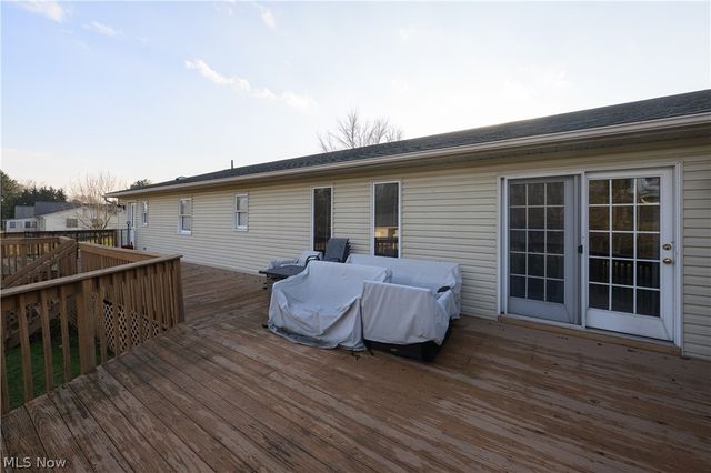 6840 Akron Avenue NW, Canal Fulton, OH 44614