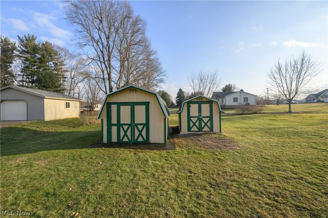 6840 Akron Avenue NW, Canal Fulton, OH 44614