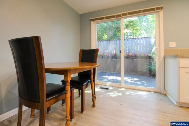 1183 Karen Wy NW, Salem, OR 97304