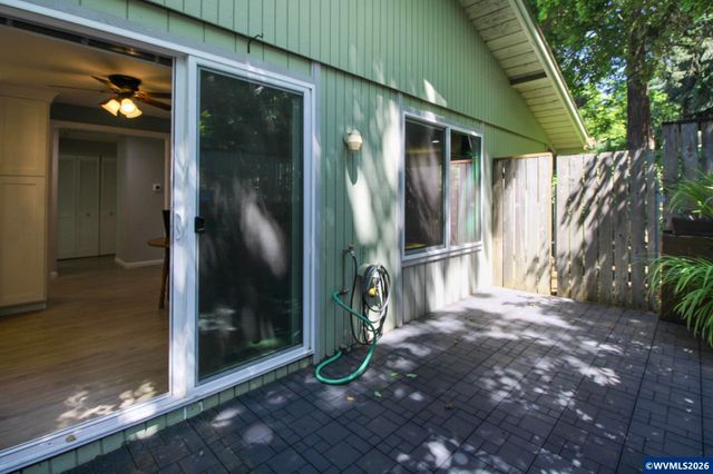 1183 Karen Wy NW, Salem, OR 97304