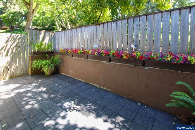 1183 Karen Wy NW, Salem, OR 97304