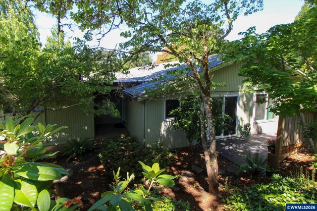 1183 Karen Wy NW, Salem, OR 97304