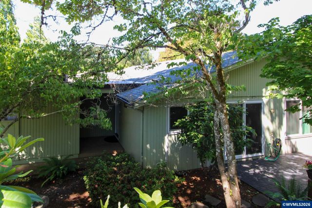 1183 Karen Wy NW, Salem, OR 97304